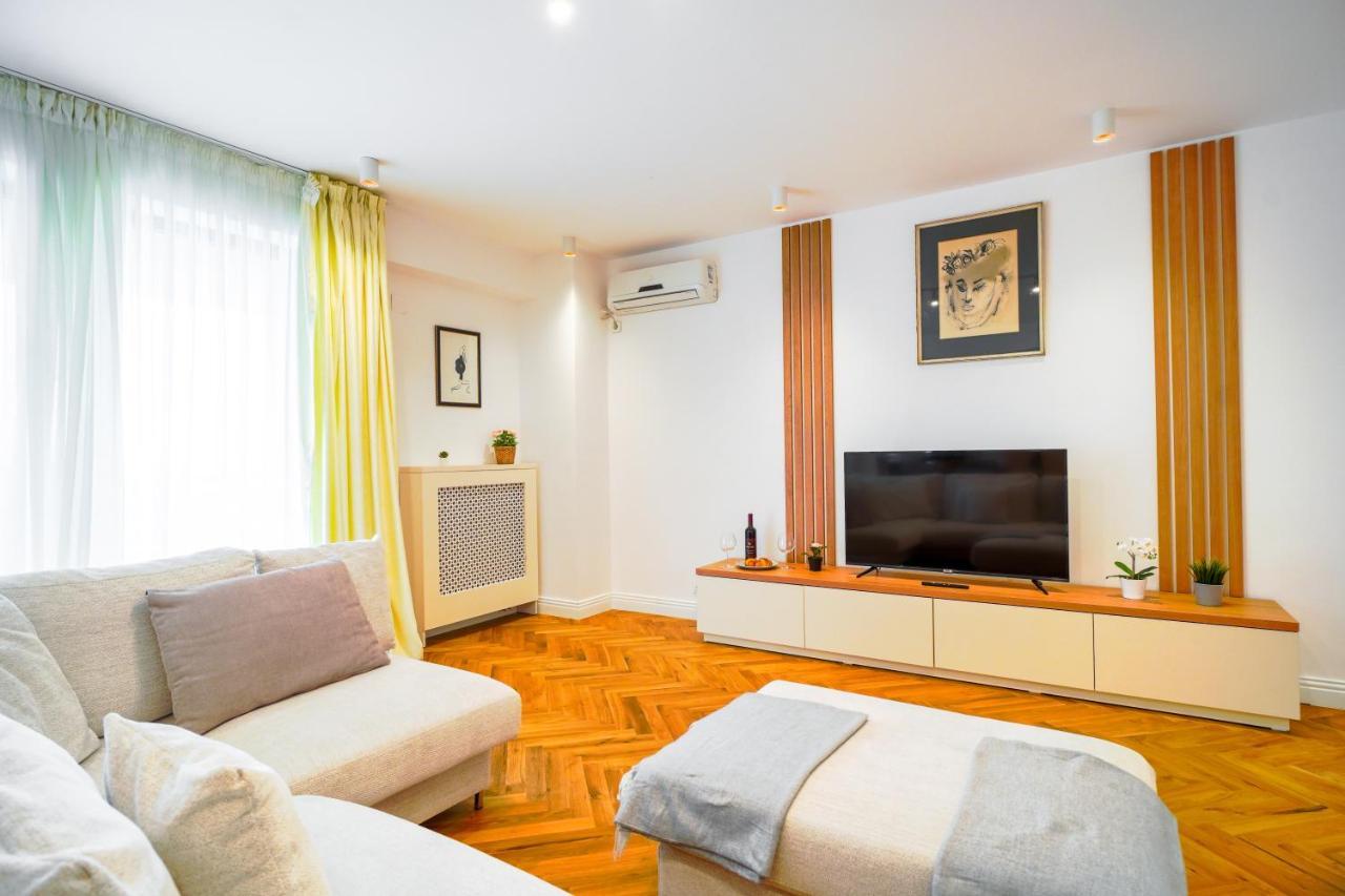 Luxury Central Park Apartment Букурещ Екстериор снимка