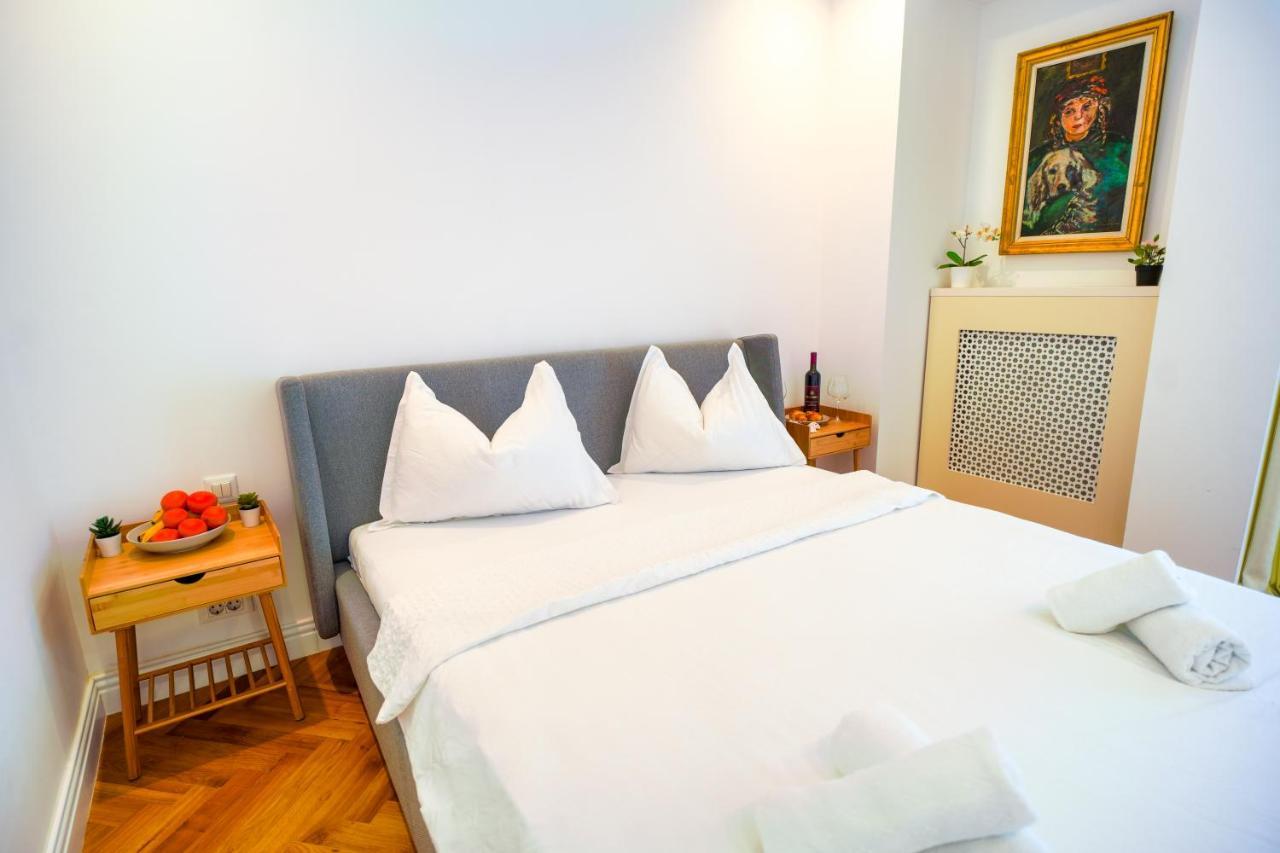 Luxury Central Park Apartment Букурещ Екстериор снимка